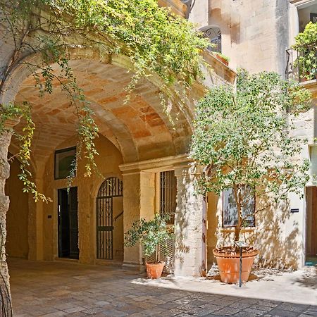 Bed and Breakfast Vico dei Bolognesi Palazzo Personè à Lecce Extérieur photo